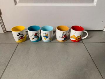Koffietassen  beschikbaar voor biedingen