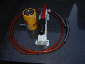 Werkplaatspers, pers, pomp, hydrauliek cilinder. Enerpac beschikbaar voor biedingen