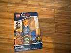 Horloge met schakels van Emmet-minifiguur, Ophalen of Verzenden, Zo goed als nieuw, Complete set, Lego