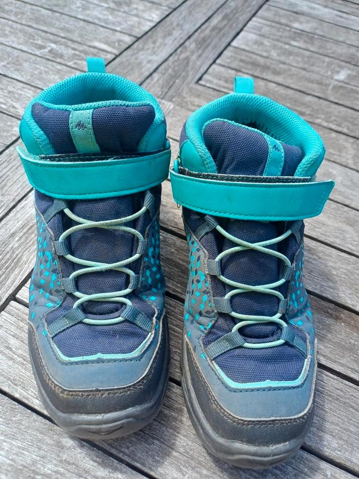 Wandelschoenen - quecha - 34, Sport en Fitness, Bergsport en Wandelen, Gebruikt, Schoenen, Ophalen