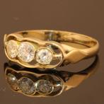 Ring goud 18kt, 3 briljant geslepen diamanten (0.37 kt), Handtassen en Accessoires, Ringen, Ophalen of Verzenden, Dame of Heer