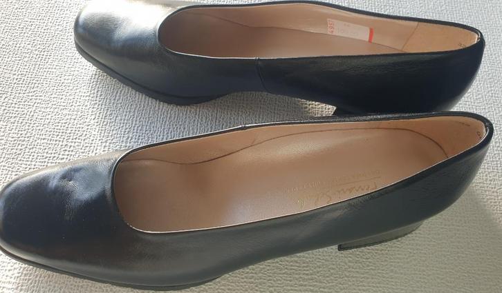 Ferrari / Ladystar softcalf pumps mt 45,5, Kleding | Dames, Schoenen, Nieuw, Pumps, Blauw, Ophalen of Verzenden