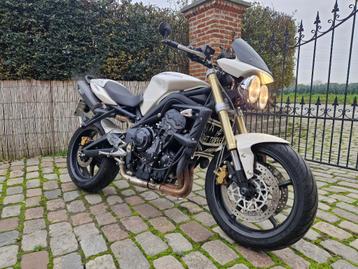 Triumph Street Triple met zalige sound! beschikbaar voor biedingen