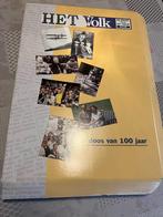 Het volk: De doos van 100 jaar, Ophalen of Verzenden, 1980 tot heden, Krant
