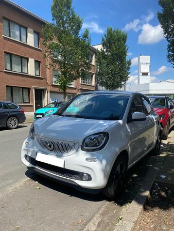 SMART FORFOUR 2019 *BLUETOOTH* AIRCO* disponible aux enchères