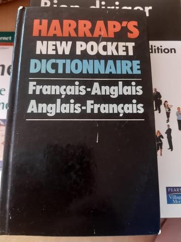Harrap's New Pocket Dictionnaire Français-Anglais beschikbaar voor biedingen