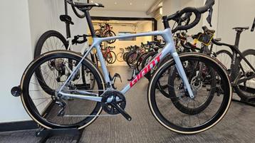 Racefiets Giant TCR Advanced PRO 3 disc carbon*carbonwielen* beschikbaar voor biedingen