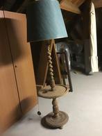 Antieke staanlamp, Ophalen