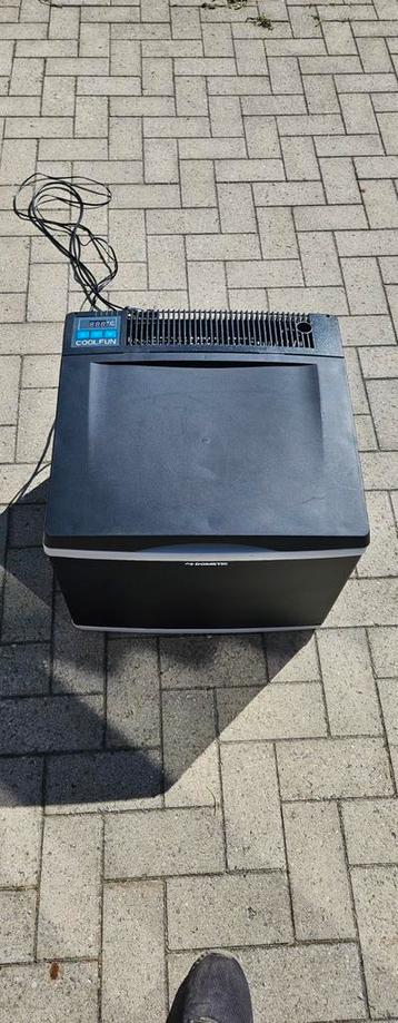 Dometic koelkast/diepvrieser box 38L zwart  beschikbaar voor biedingen