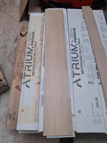 Parket tegel 120x20cm 17m² beschikbaar voor biedingen