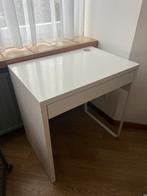 Ikea Micke bureau, Huis en Inrichting, Ophalen, Zo goed als nieuw, Bureau