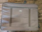 Grote koffer 57x77cm in stof., Ophalen, Gebruikt, Overige materialen, Wieltjes