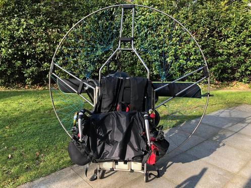 Paramotor Vittorazi Moster 185, Sport en Fitness, Zweefvliegen en Paragliding, Zo goed als nieuw, Complete paraglider, Gemotoriseerd
