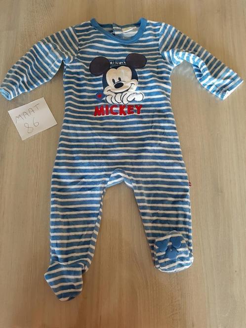 Pyjama's met lange mouwen (3 stuks), maat 86, Kinderen en Baby's, Babykleding | Maat 86, Gebruikt, Jongetje, Nacht- of Onderkleding