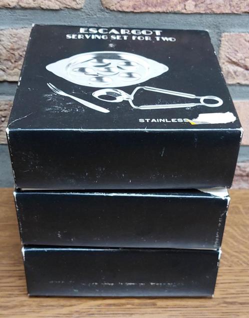 3 dozen - Escargots bordjes, incl. vorken en tangen - € 21, Huis en Inrichting, Keuken | Servies, Zo goed als nieuw, Schaal of Schalen