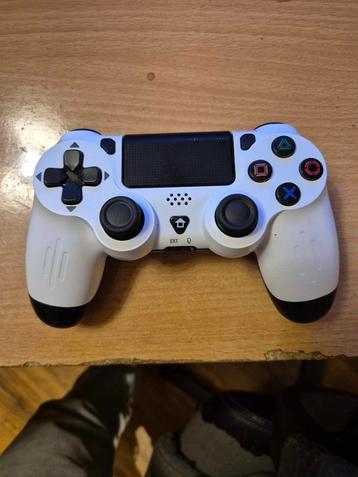 Manette ps4 beschikbaar voor biedingen