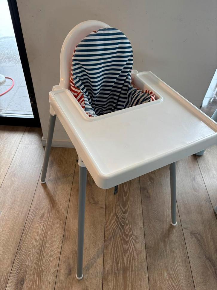 IKEA kinderstoel / eetstoel – gratis af te halen, Kinderen en Baby's, Kinderkamer | Tafels en Stoelen, Gebruikt, Ophalen