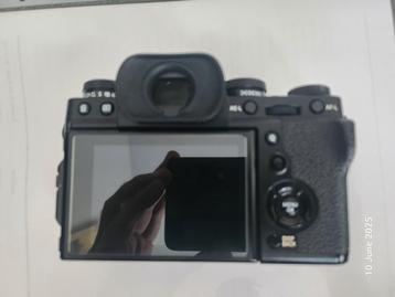 Fujifilm X-T3 + grip (zwart) beschikbaar voor biedingen