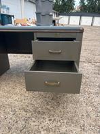 Sclissin bureau, Ophalen, Gebruikt, Bureau