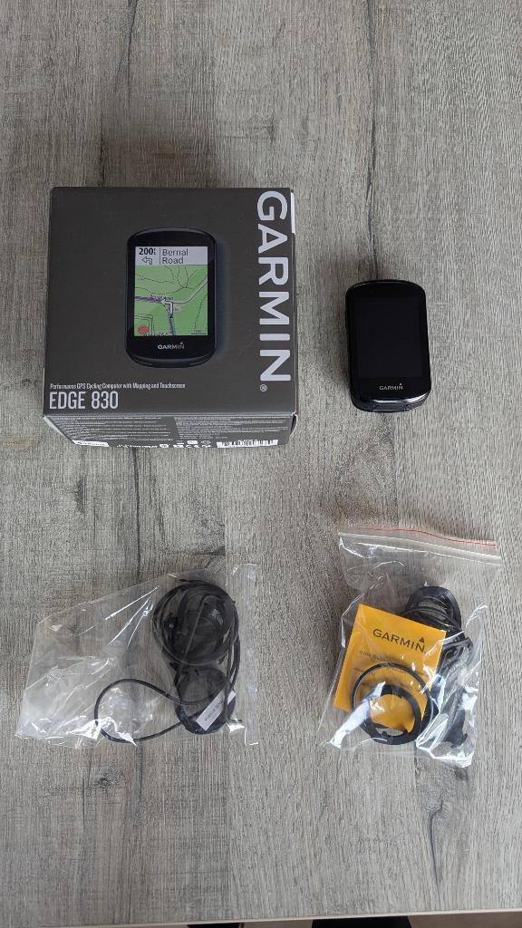 GPS Vélo Garmin Edge 830, Fietsen en Brommers, Fietsaccessoires | Fietscomputers, Gebruikt, GPS, Ophalen