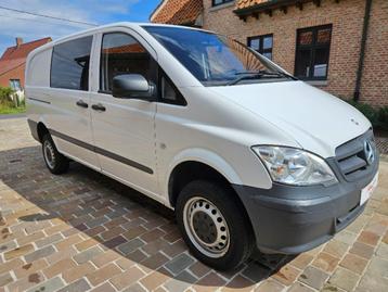 Mercedes-Benz Vito 113CDI UNIEK 4 X 4 EN AUTOMAAT beschikbaar voor biedingen