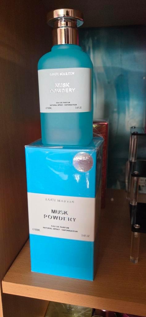 Eau parfum Musk Powdery, Bijoux, Sacs & Beauté, Beauté | Soins du visage, Comme neuf, Enlèvement ou Envoi