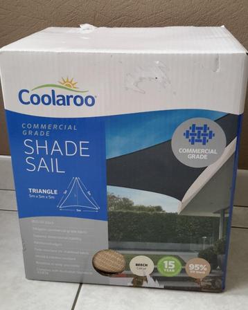 Schaduwdoek COOLAROO 5x5x5m driehoek ( NIEUW ) beschikbaar voor biedingen