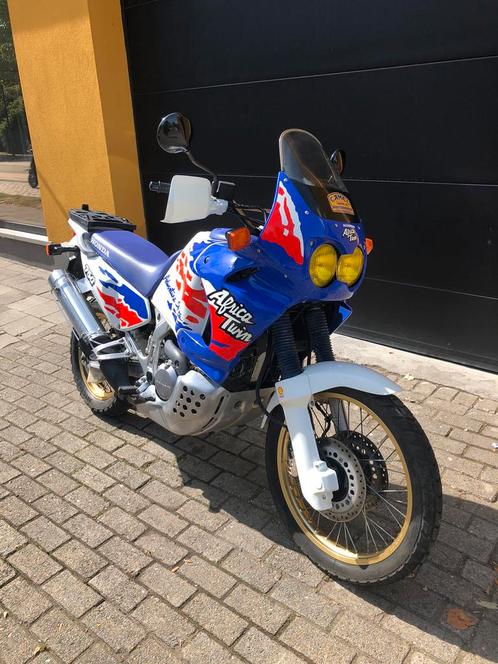 HONDA AFRICAN TWIN 17.000KM !!, Motoren, Motoren | Honda, Particulier, Toermotor, meer dan 35 kW, 2 cilinders, Ophalen