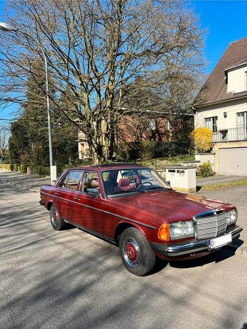 Mercedes 230e W123, Auto's, Oldtimers, Particulier, Mercedes-Benz, Benzine, Berline, 5 deurs, Handgeschakeld, Beige, Leder en Stof