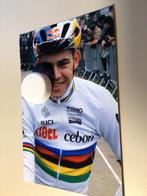 Wielerfoto team red bull wout van aert, Sport en Fitness, Verzenden