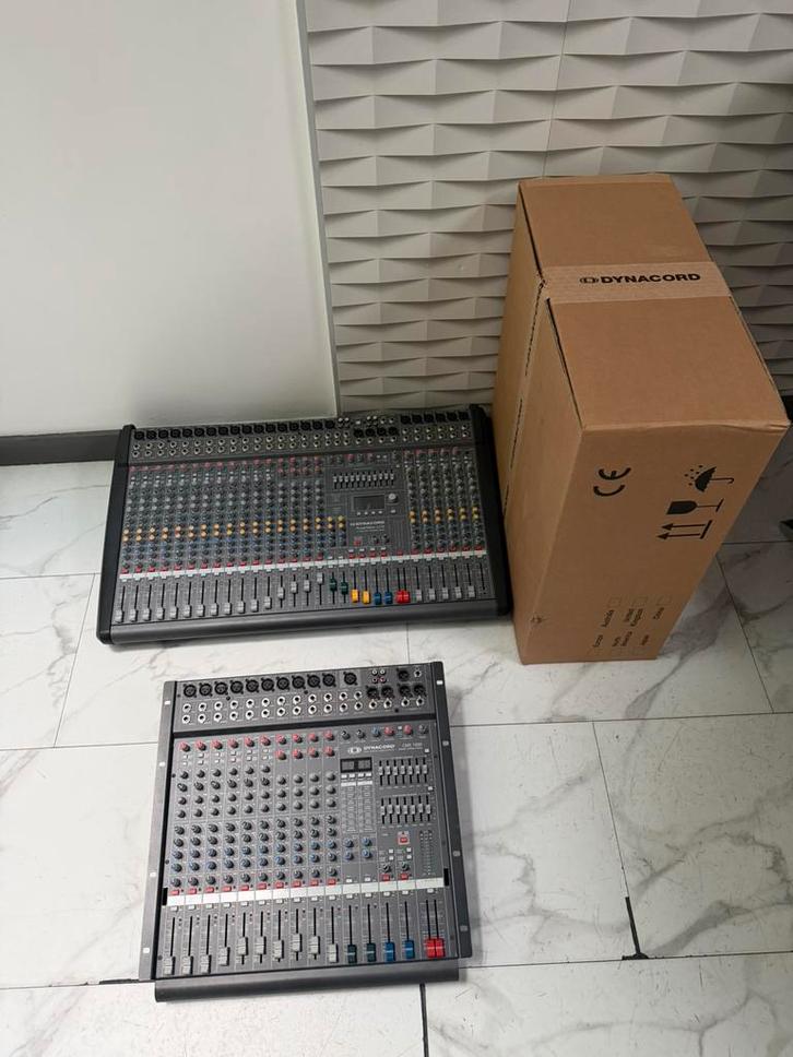 Dynacord powermate 1000 2200 cms opruimen, Muziek en Instrumenten, Mengpanelen, Zo goed als nieuw, Ophalen