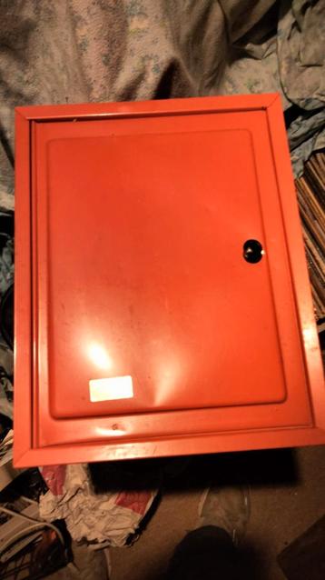 Vintage oranje medicijnkastje Sega beschikbaar voor biedingen