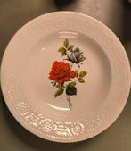 boch vintage servies met rozen., Ophalen, Zo goed als nieuw, Bord(en)