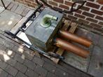 Antieke waterpomp in arduin uit 1750., Ophalen, Zo goed als nieuw