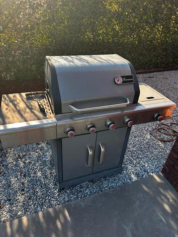 Gas barbecue bbq gebruikt  beschikbaar voor biedingen