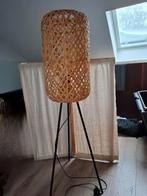 Rotan staanlamp, Huis en Inrichting, Ophalen of Verzenden, Zo goed als nieuw