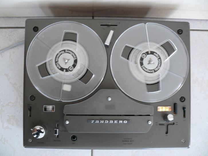 Perfect spelende Tandberg Series 82F 2-sporen 2-snelheden, Audio, Tv en Foto, Bandrecorder, Bandrecorder, Met banden, Ophalen of Verzenden
