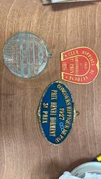 Plaquettes voor paardensportwedstrijden 1926-27 en 1930, Ophalen of Verzenden