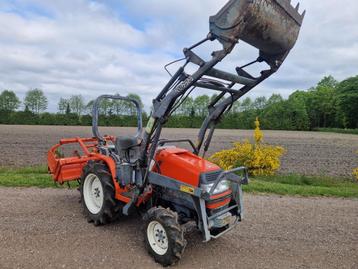 4x4 kubota minitrekker met voorlader met servo stuur, Zakelijke goederen, Ophalen of Verzenden
