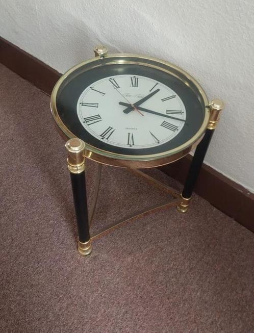 Design klok salontafel (functionele klok), Huis en Inrichting, Tafels | Salontafels, Zo goed als nieuw, Minder dan 50 cm, Minder dan 50 cm