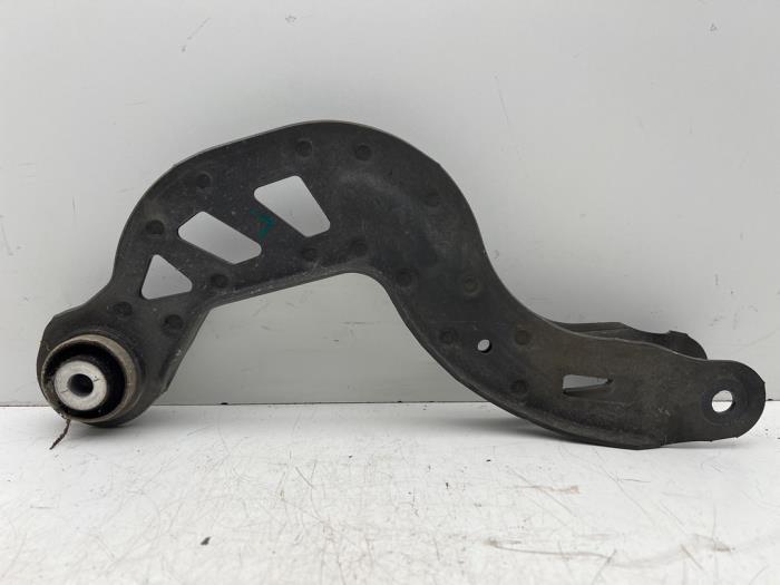 Draagarm boven rechts-achter van een Mercedes B-Klasse, Auto-onderdelen, Ophanging en Onderstel, Mercedes-Benz, Gebruikt, 3 maanden garantie