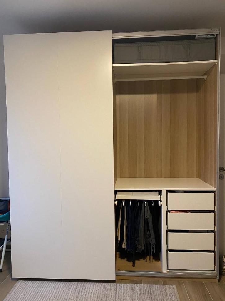 Garde robe IKEA Pax, Maison & Meubles, Armoires | Penderies & Garde-robes, Utilisé, Avec tiroir(s), Avec porte(s), Avec abattant(s)
