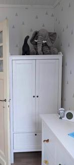 Kleerkast ikea Sundvik, Kinderen en Baby's, Ophalen, Zo goed als nieuw