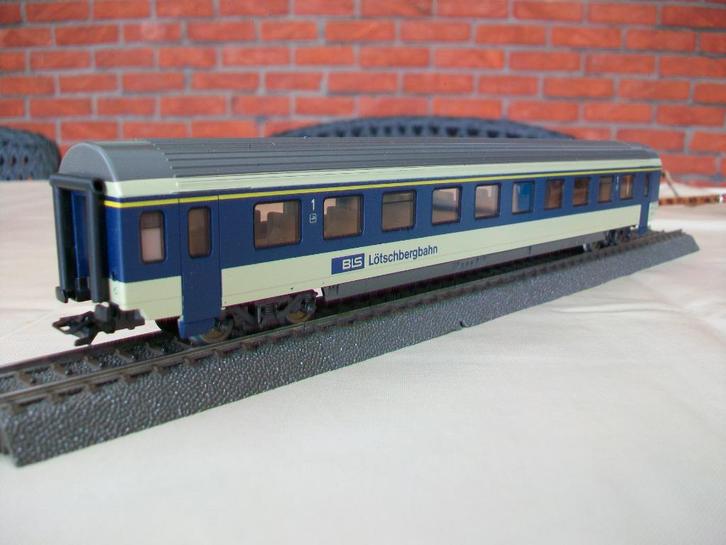 Märklin 4218 - 4219 H0 Personenrijtuigen, Hobby en Vrije tijd, Modeltreinen | H0, Zo goed als nieuw, Wagon, Wisselstroom, Märklin
