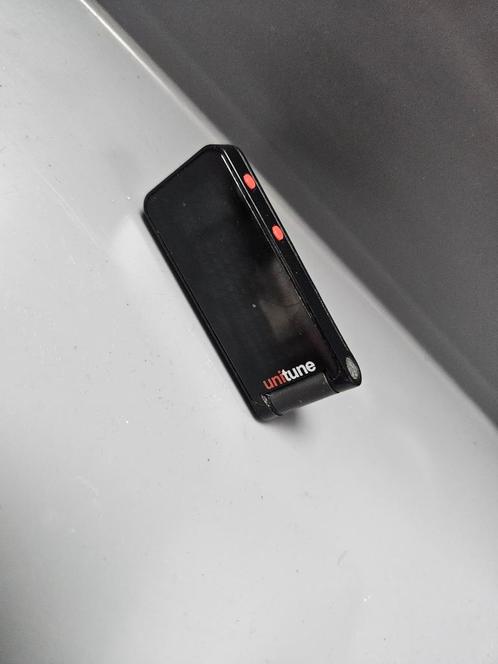 electronic UniTune Clip Tuner Noir, Muziek en Instrumenten, Versterkers | Bas en Gitaar, Zo goed als nieuw, Ophalen of Verzenden