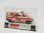 VW T4 personenbus Samariter - AWM 1/87, Hobby en Vrije tijd, Modelauto's | 1:87, Verzenden, Zo goed als nieuw, Auto, AWM