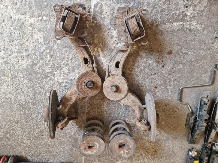 Bras d'essieu arrière pour Audi TT 8N 3.2 v6 Quattro, Autos : Pièces & Accessoires, Suspension & Châssis, Audi, Utilisé, Enlèvement