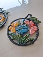 Set van 3 VINTAGE gietijzeren onderzetters. 18cm, Ophalen of Verzenden, Gebruikt