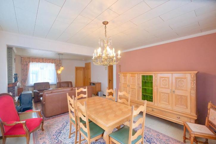 Complete eiken vintage eetkamer : tafel,stoelen en kasten, Huis en Inrichting, Complete eetkamers, Gebruikt, 6 tot 8 stoelen, Ophalen