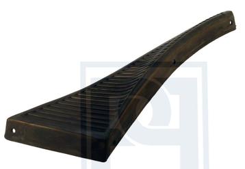 Volvo Rubber steenslag P1800 links achterscherm Volvo onderd beschikbaar voor biedingen